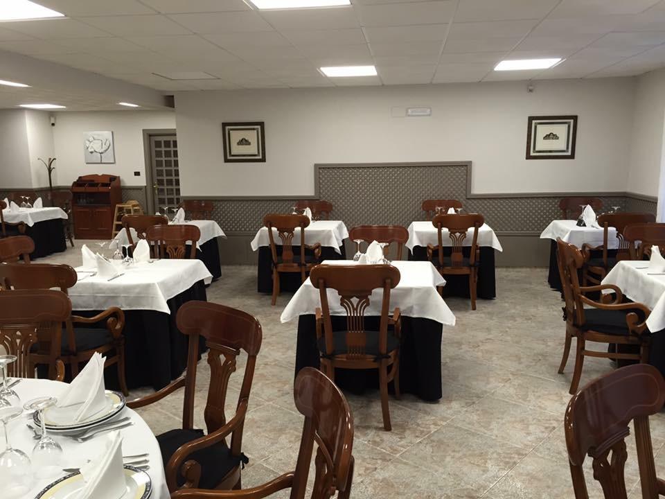 Hotel Restaurante Derby 카발리노 외부 사진